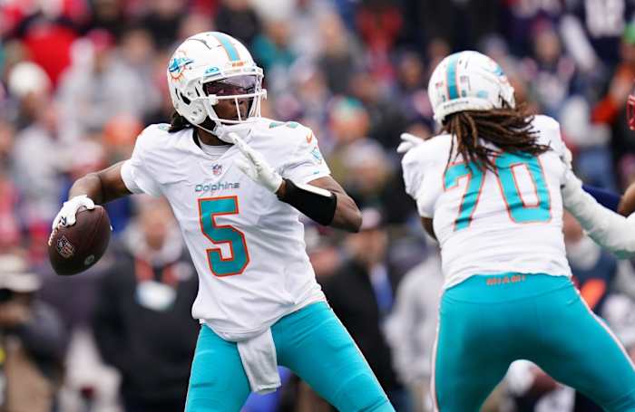 Miami Dolphins quarterback Teddy Bridgewater (5) throws a pass against the New England Patriots. Mandatory Credit: David Butler II-USA TODAY
